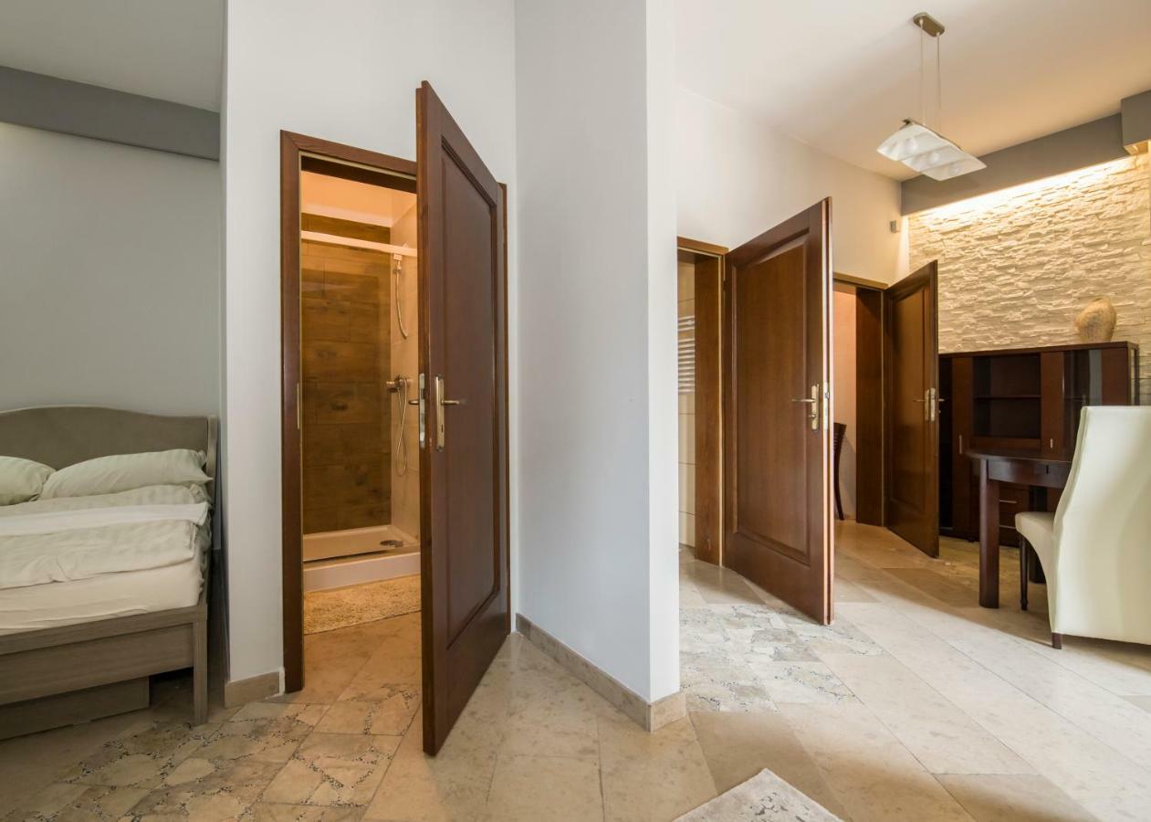 Apartamenty Na Warszawskiej Sieradz Exterior foto