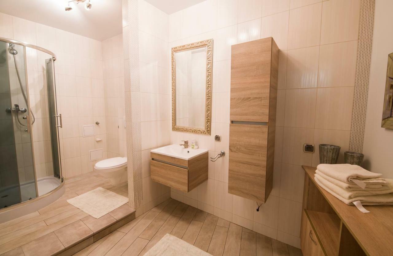 Apartamenty Na Warszawskiej Sieradz Exterior foto